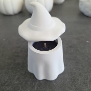 Sorcière + bougie noire parfum sorcellerie noire